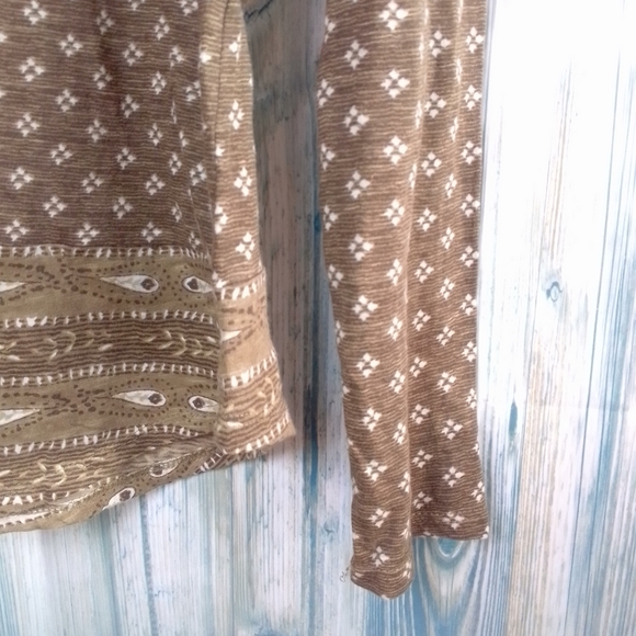 Lucky brand Paisley Print Henley brown Small/P - Picture 4 of 7